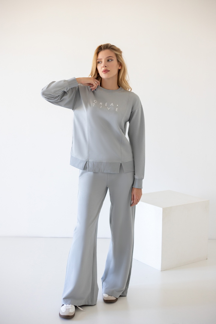 Костюм жіночий